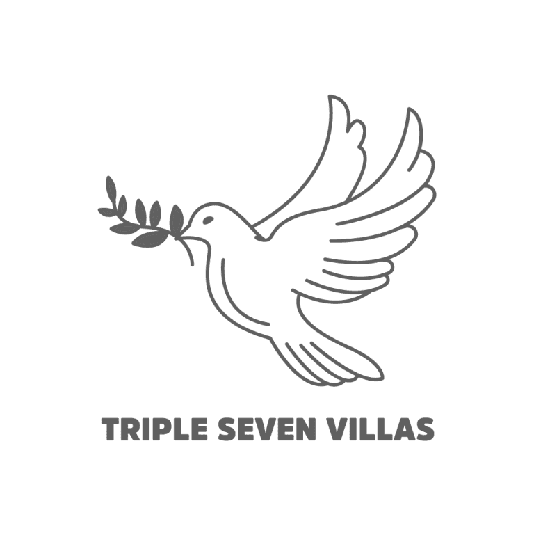 Logo Triple Seven