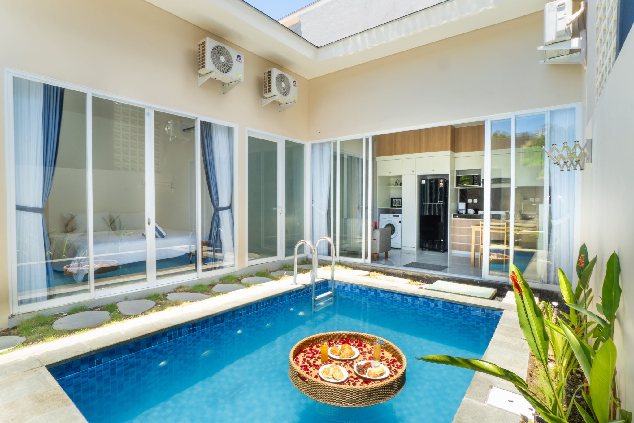 Otia Villa in Nusa Dua - Ocean view villa